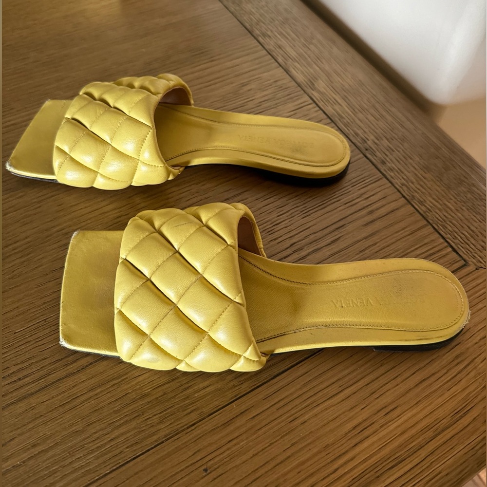 Bottega Veneta Lido sandals - size 37 Preloved No box